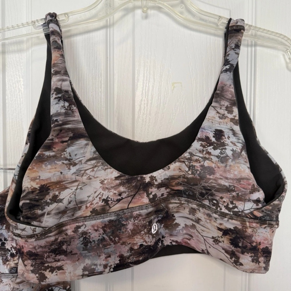 Lululemon Free To Be Set Leggings 10, Reversible Bra 12 - Picture 5 of 10